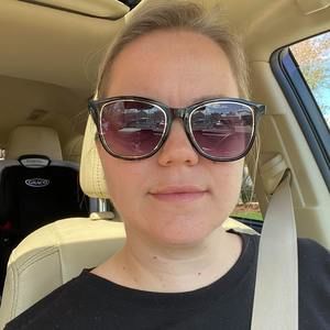 Meet your Posher, Stacey